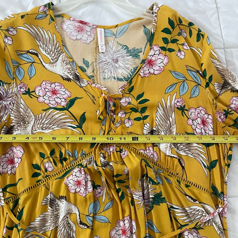 Yellow Floral Bell-sleeve Dress - Picture 3 of 3